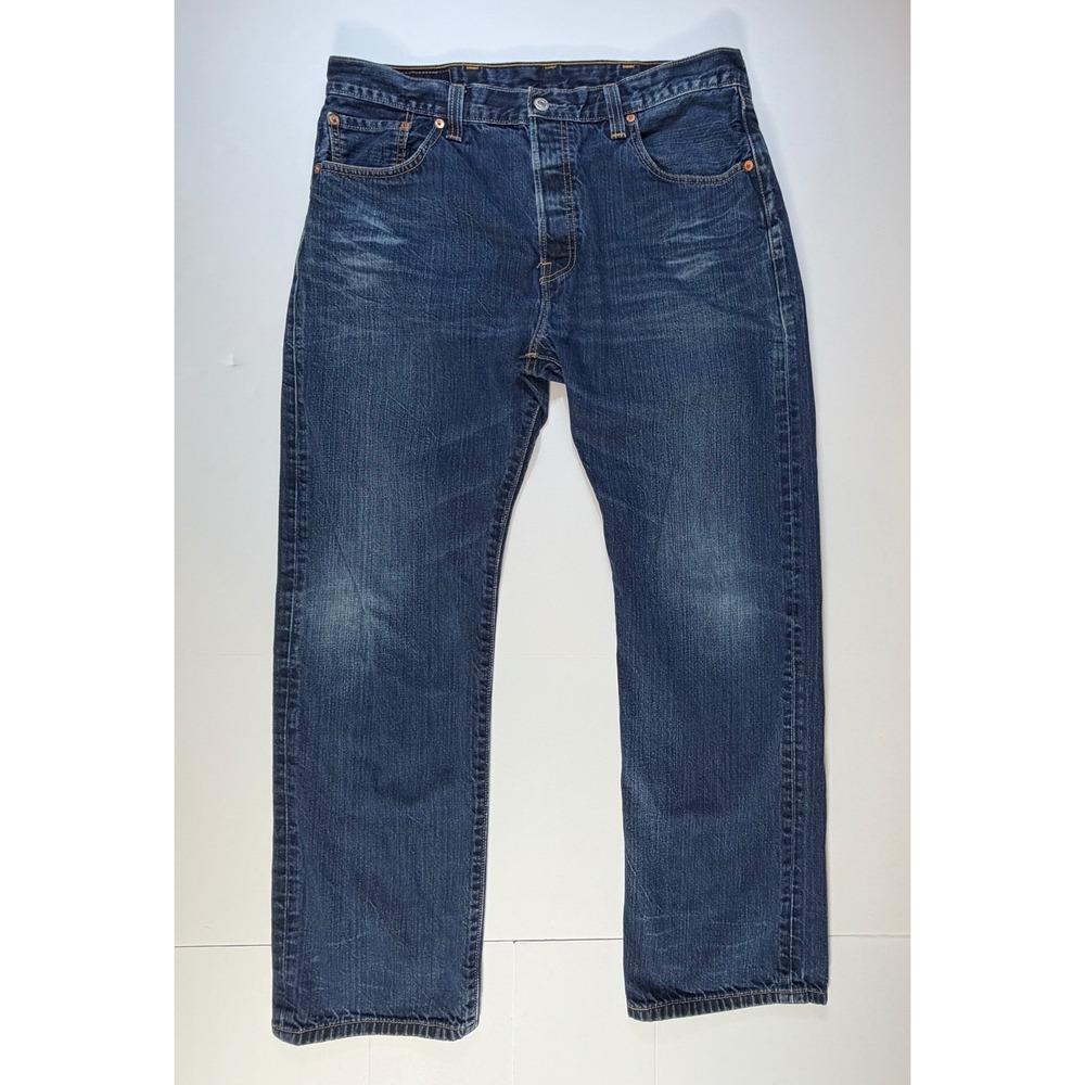 Levi's 501 Men's Jeans 38x32 Actual 36x30 Medium Wash Button Fly